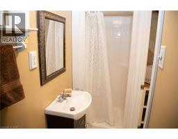 42 Hawthorne Avenue, Simcoe, ON N3Y2L9 Photo 41