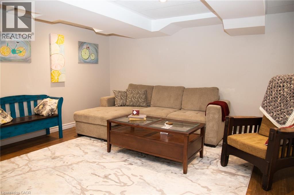 42 HAWTHORNE Avenue - Image 43