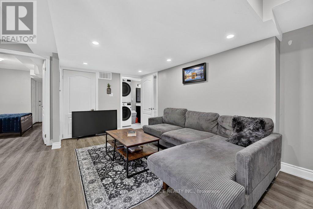 50 PENBRIDGE CIRCLE - Image 43