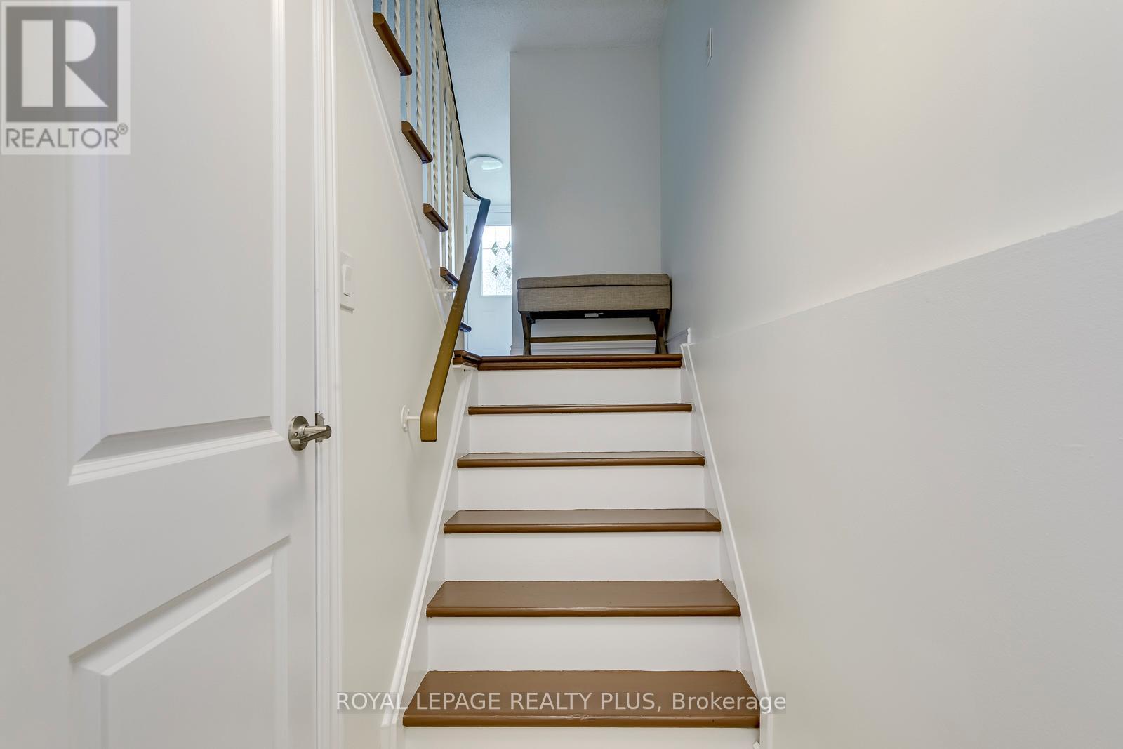 #1 640 RATHBURN ROAD E - 30