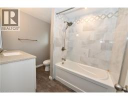 37 Ebury Crescent, London, ON N6C3E1 Photo 10