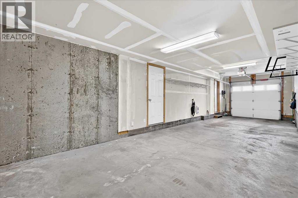 77 Kinlea Way NW - Image 32