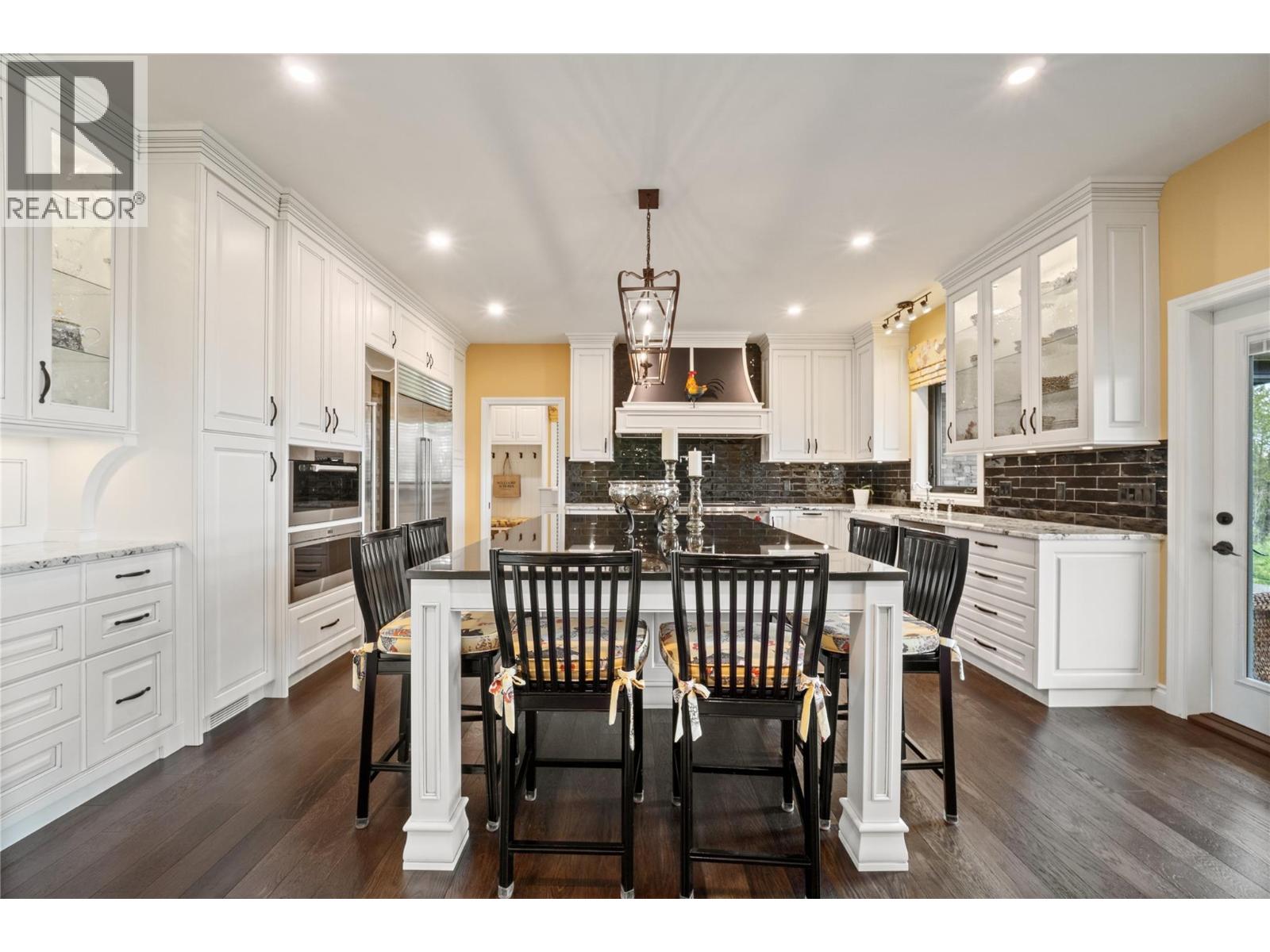 4680 56 Street NW - Image 17