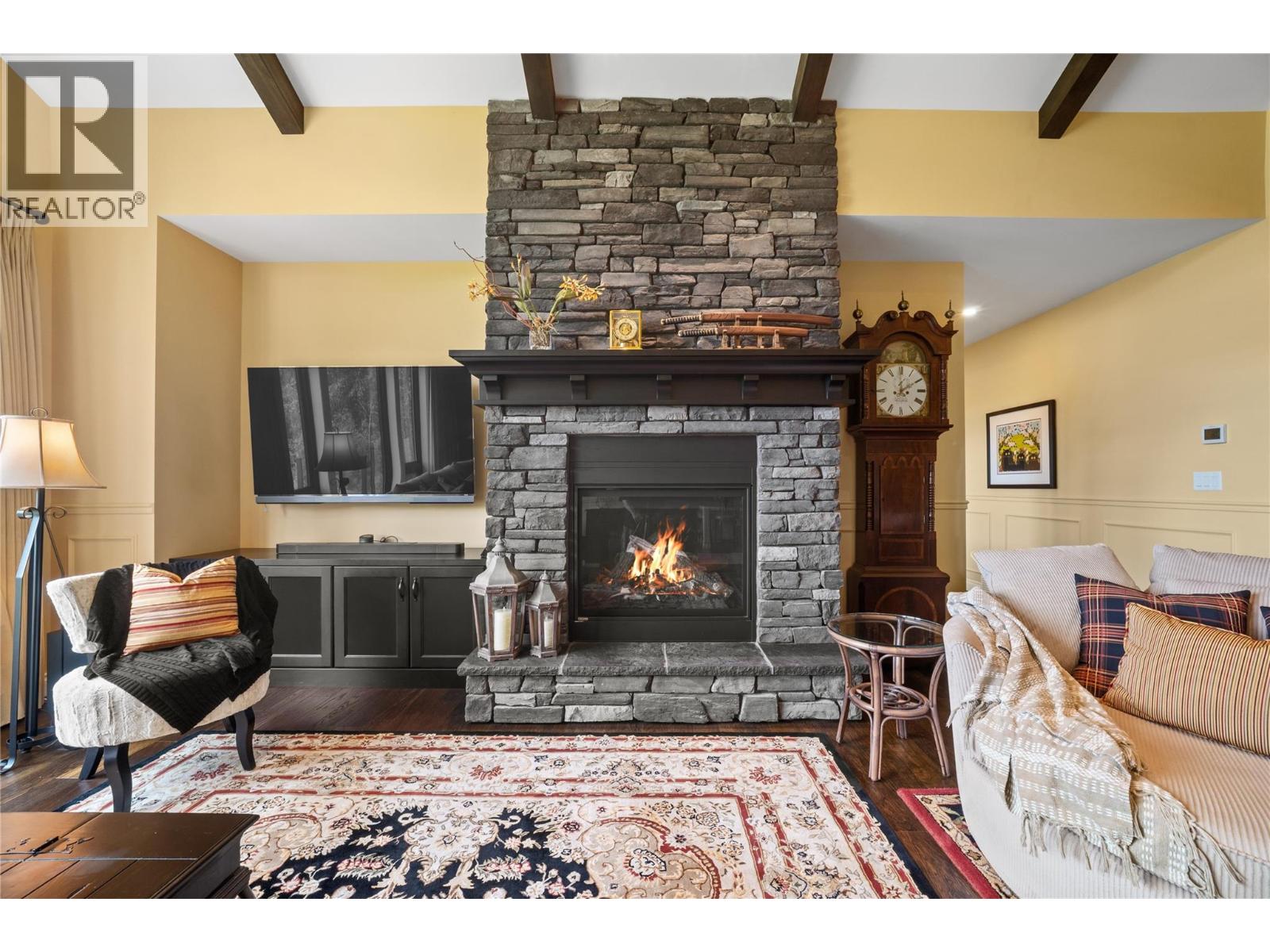 4680 56 Street NW - 11