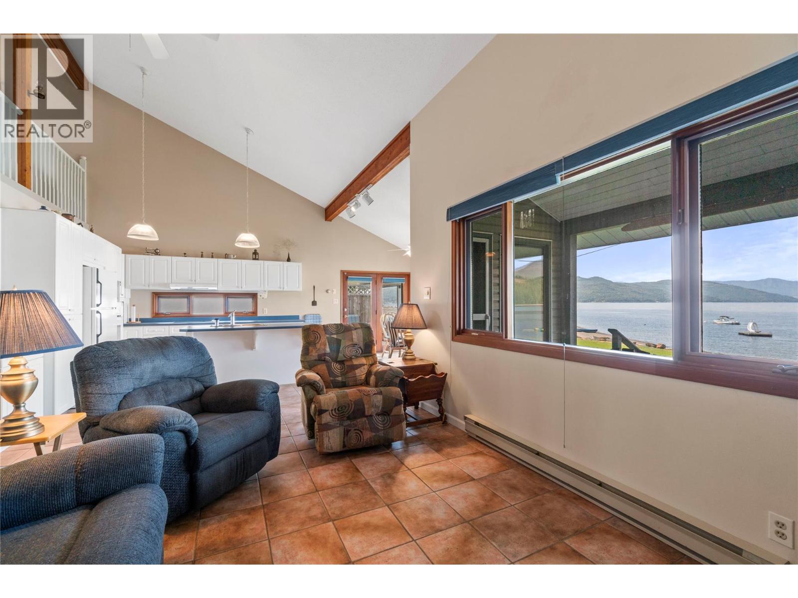 #4 6868 Squilax-Anglemont Road - 14