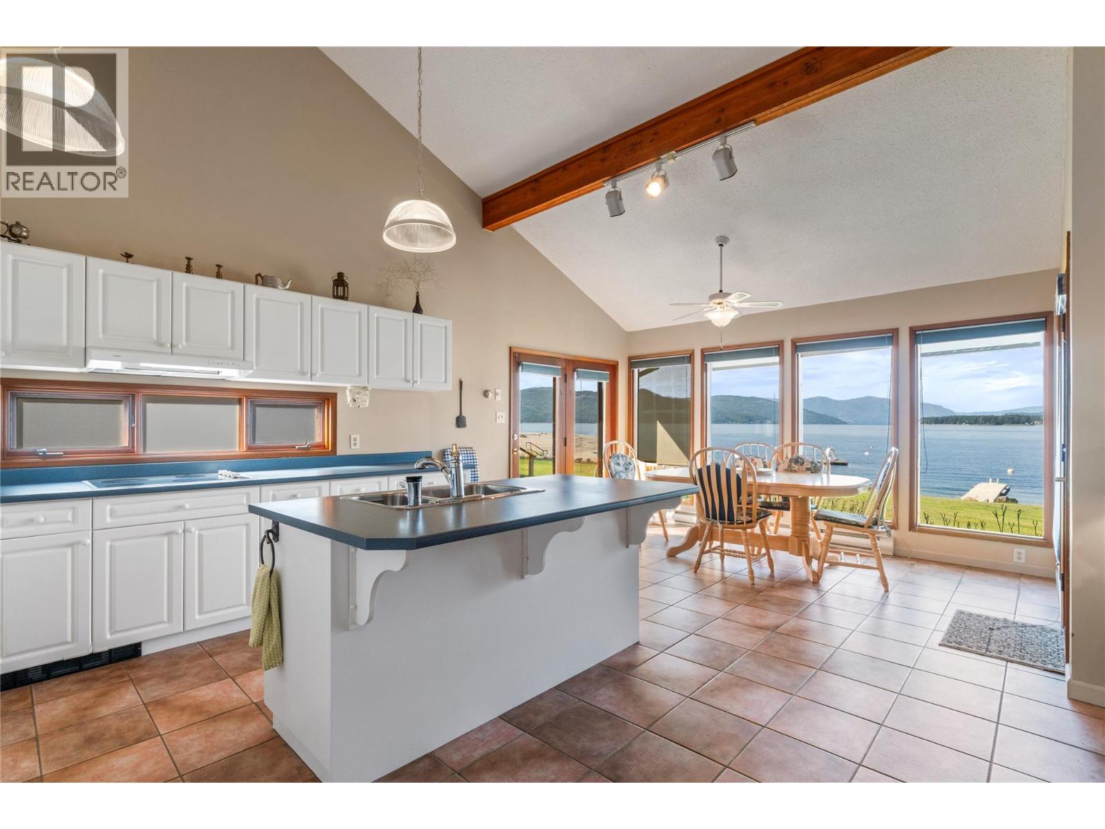 #4 6868 Squilax-Anglemont Road - 4