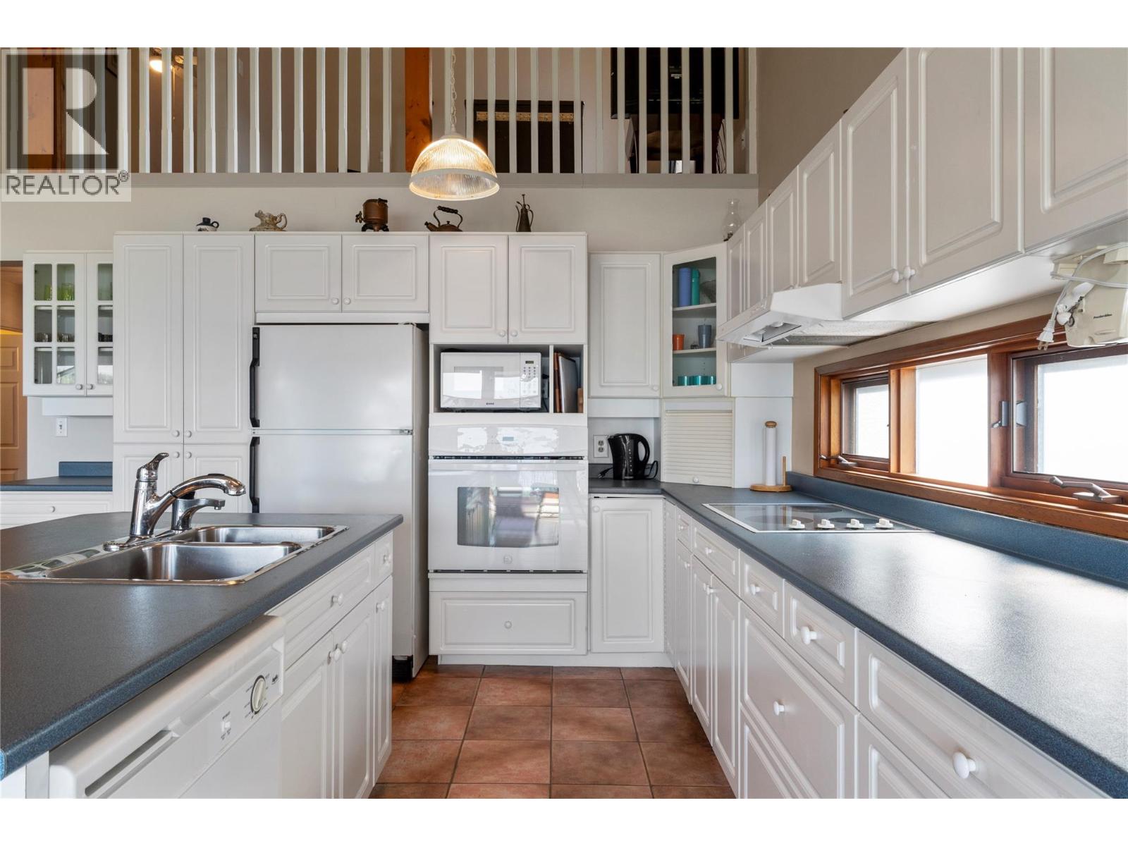 #4 6868 Squilax-Anglemont Road - 7