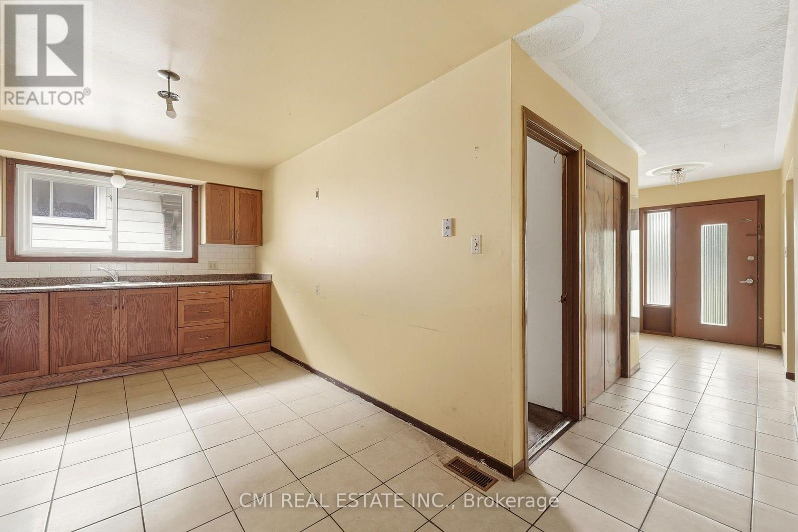 185 LAVINA CRESCENT - 16