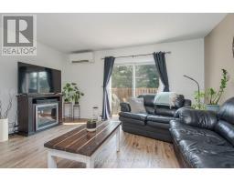 Bathroom - 5 - 90 Ferman Drive, Guelph, ON N1H8E6 Photo 9