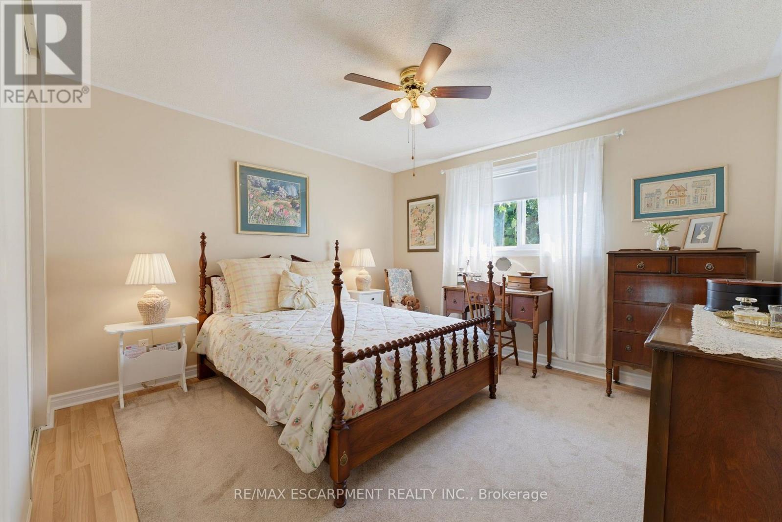 17 BUCHANAN DRIVE - 18