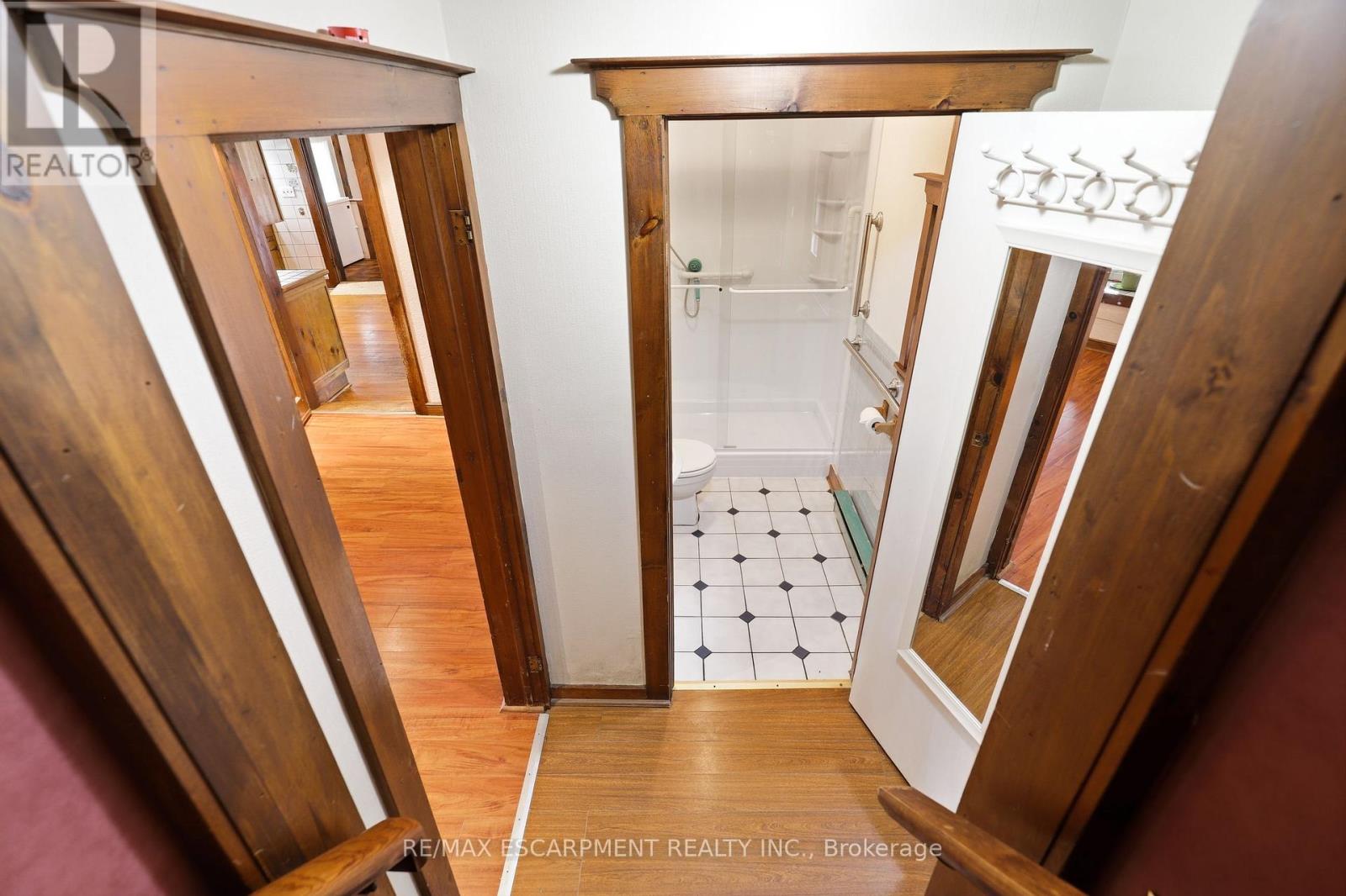 142 GRIFFIN STREET S - Image 21