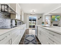 Foyer - 28 Celano Drive, Hamilton, ON L8B1V3 Photo 17