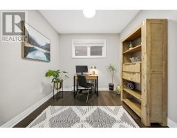 Kitchen - 28 Celano Drive, Hamilton, ON L8B1V3 Photo 8