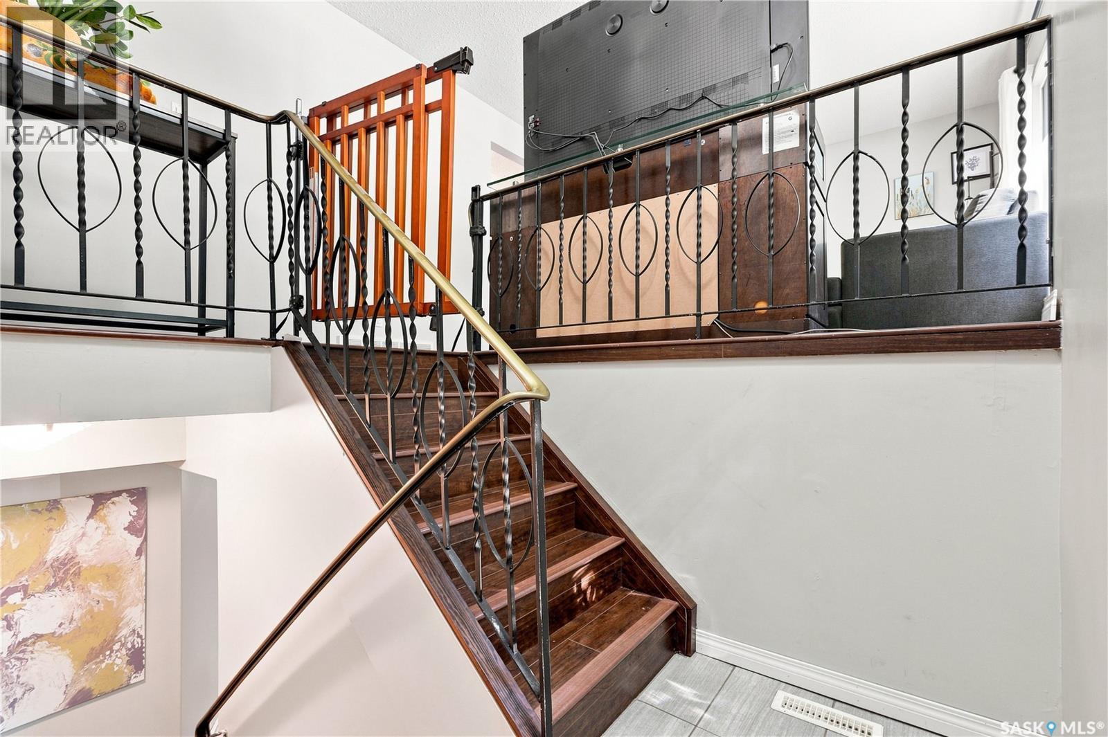 317 Simon Fraser CRESCENT - 4