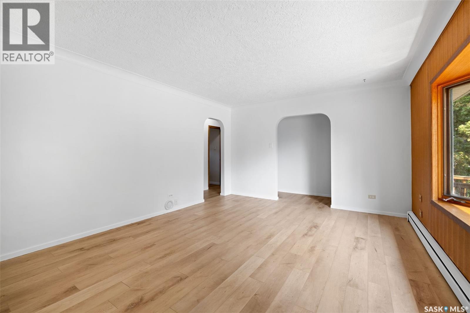 616 Broadway AVENUE E - Image 7