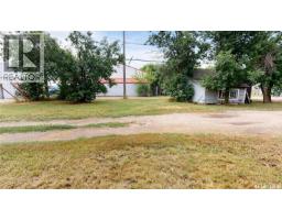 102-104 Marsh Street, Maple Creek, SK S0N1N0 Photo 27