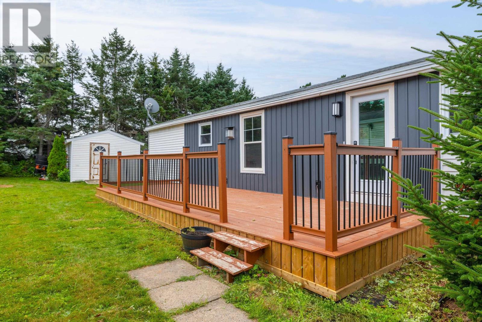 19 Amber Avenue - 1