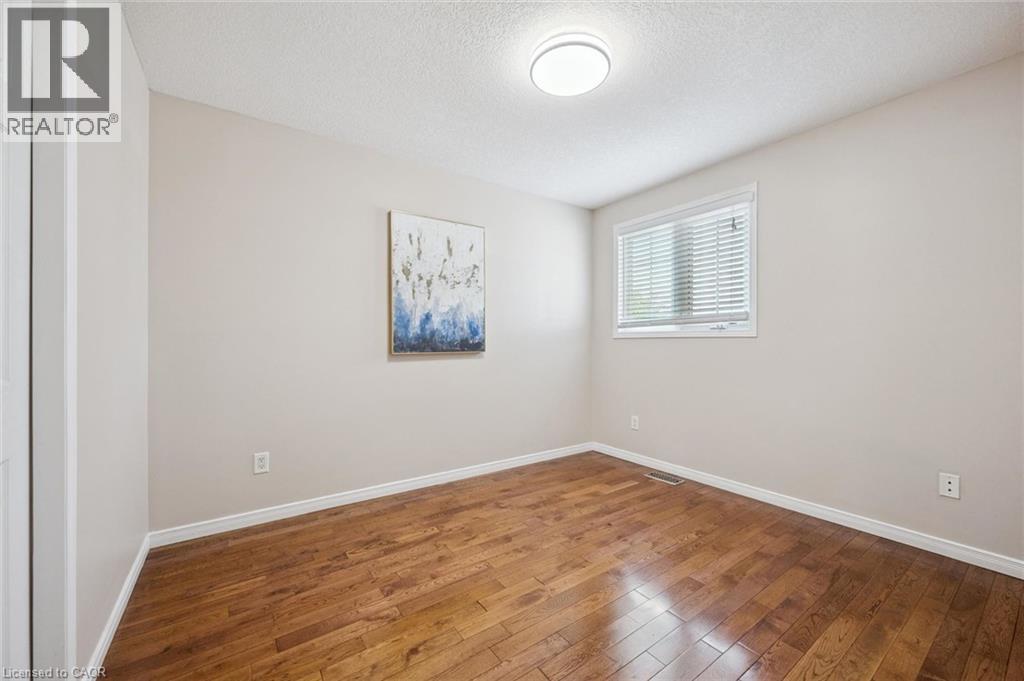 226 SLEAFORD Street - Image 31