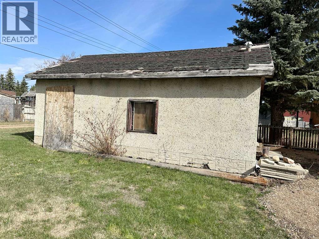 5242 46 Street - Photo 15