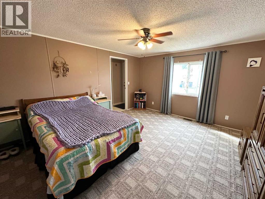 5242 46 Street - Photo 10