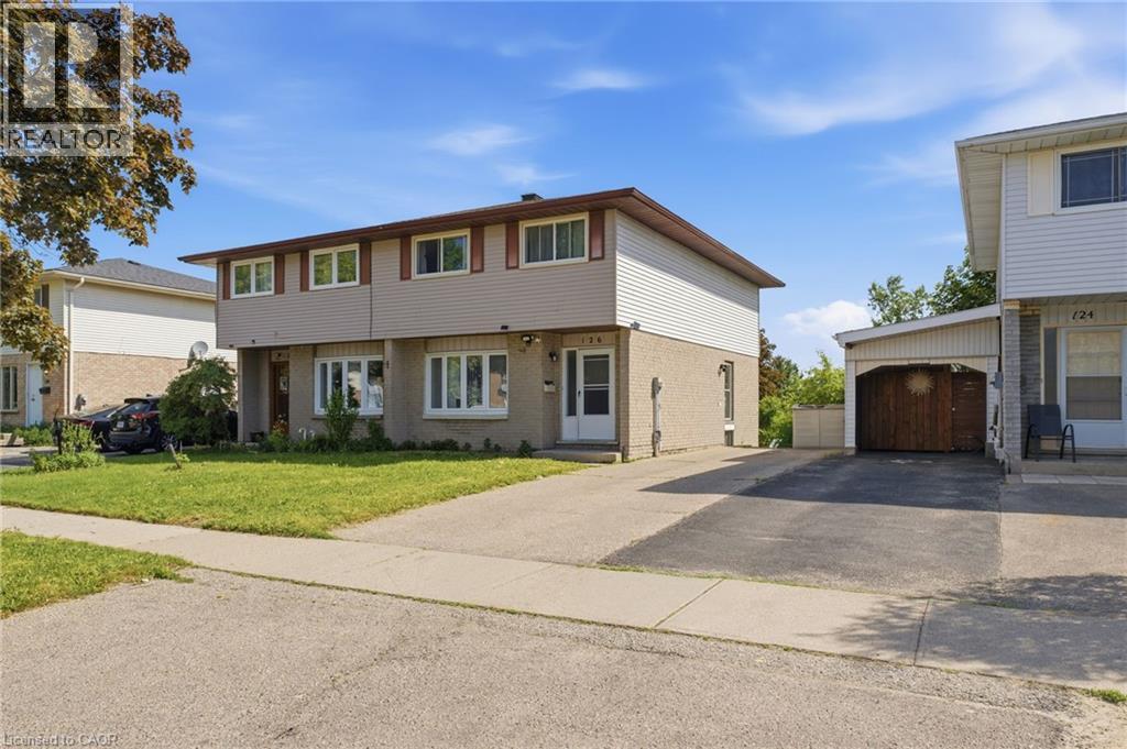 Property for sale at 126 DINISON Crescent