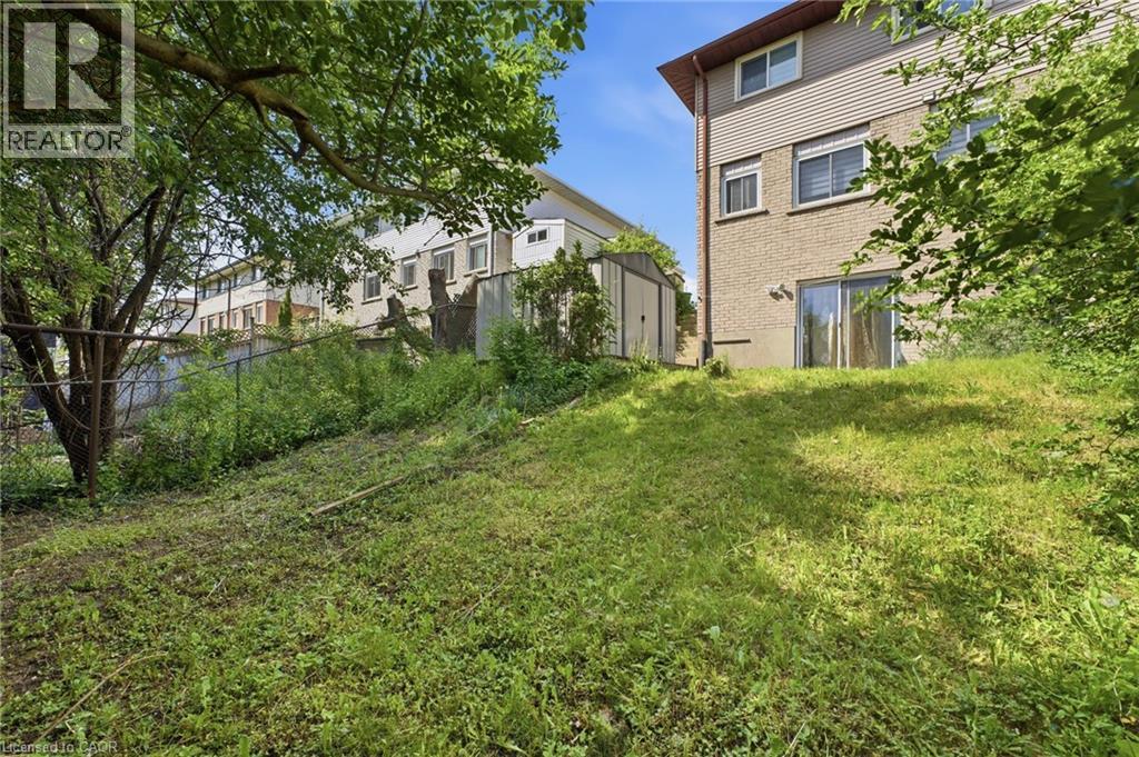 126 DINISON Crescent - Image 5