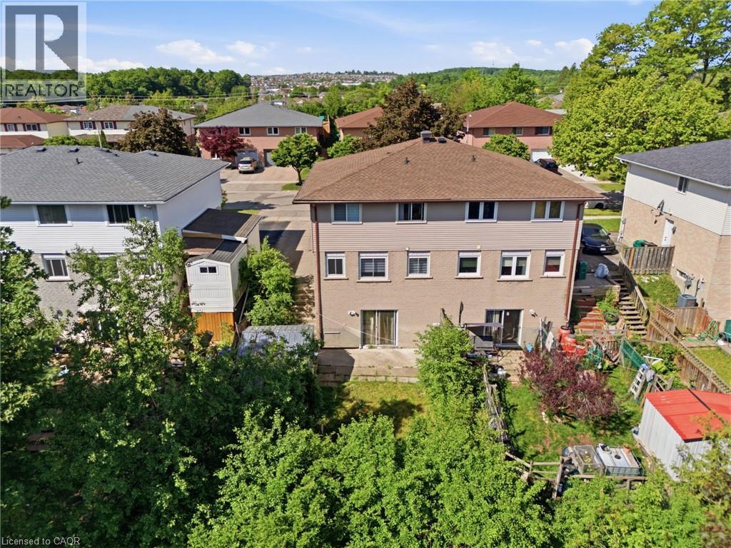 126 DINISON Crescent - Image 28