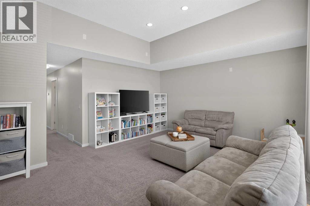 367 Mahogany Terrace Southeast - Photo 15