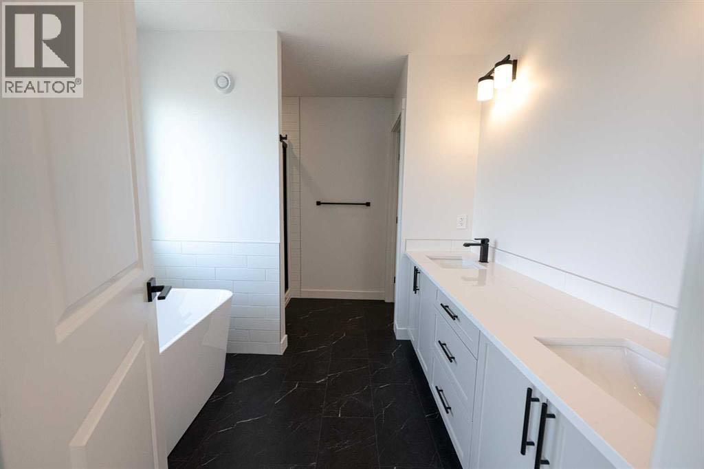 8702 128 Avenue - Photo 23