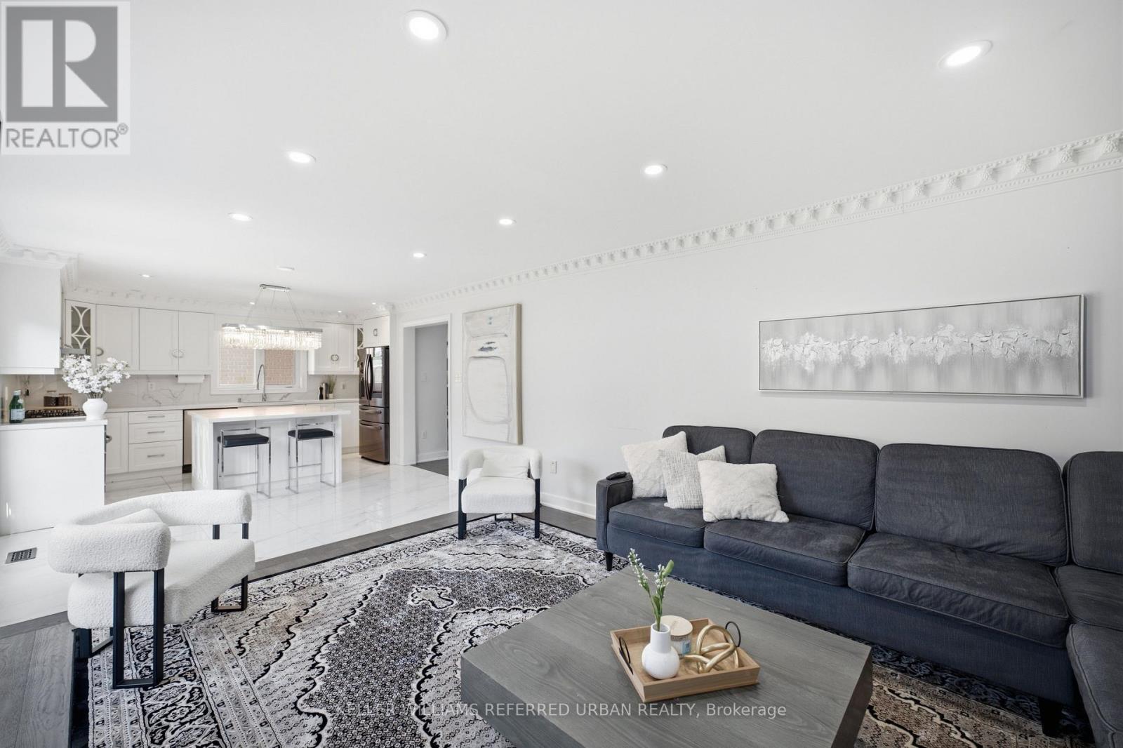 24 BRADBURY CRESCENT - Image 12