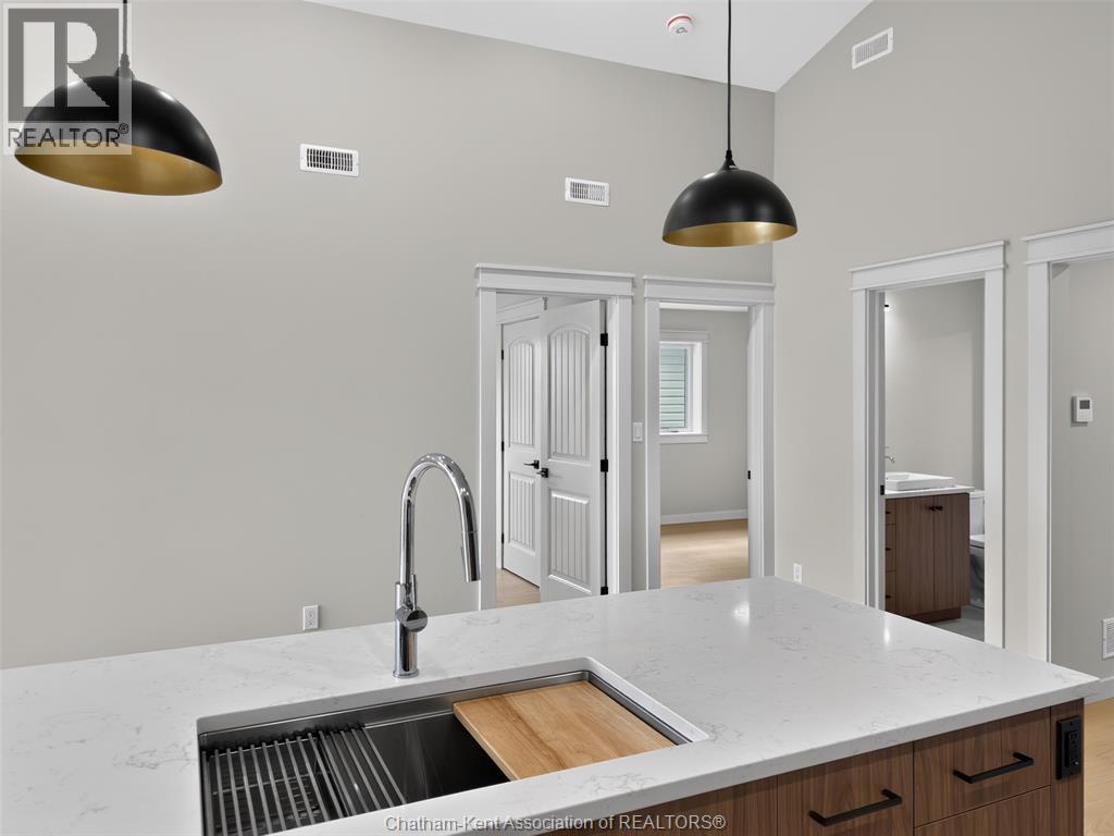 20 Champlain COURT - Image 15