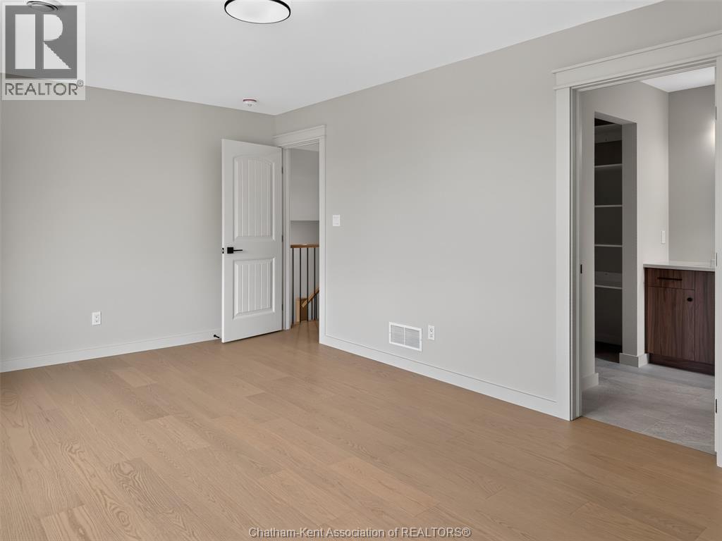 20 Champlain COURT - Image 24
