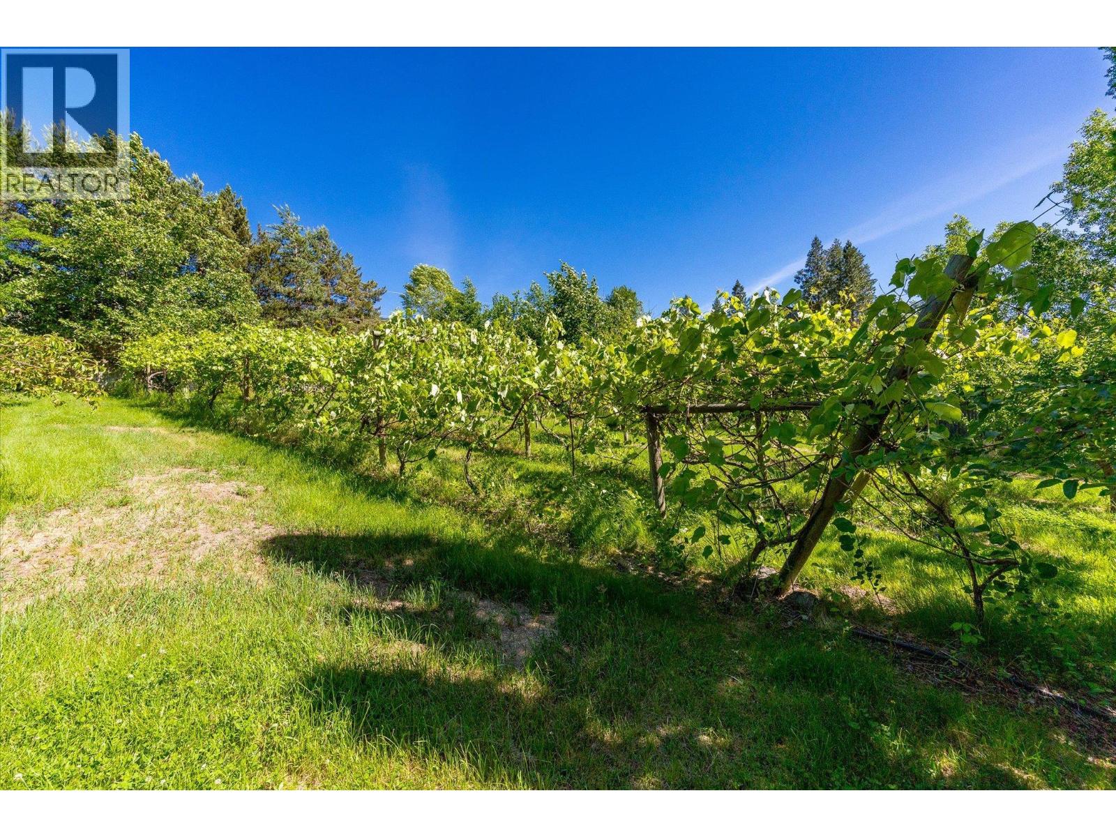 14924 Middle Bench Road, Lake Country