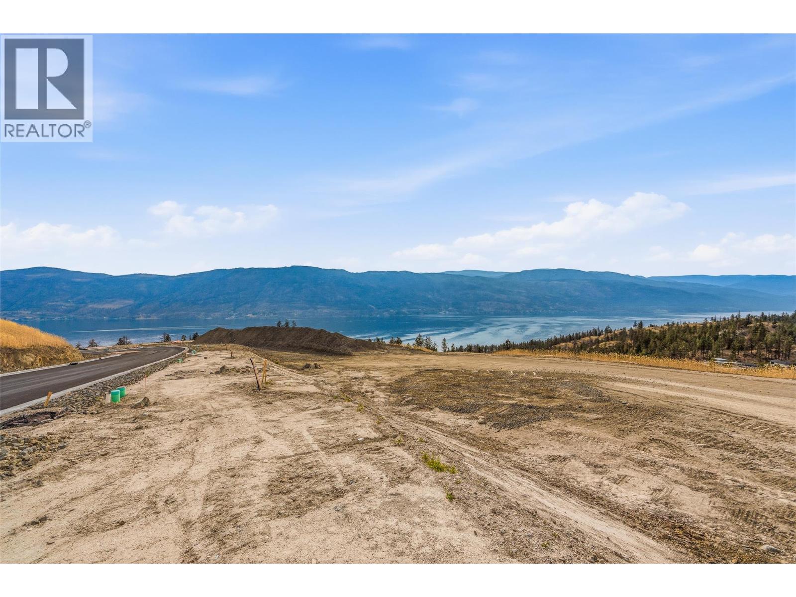 10388 Beacon Hill Drive, Lake Country