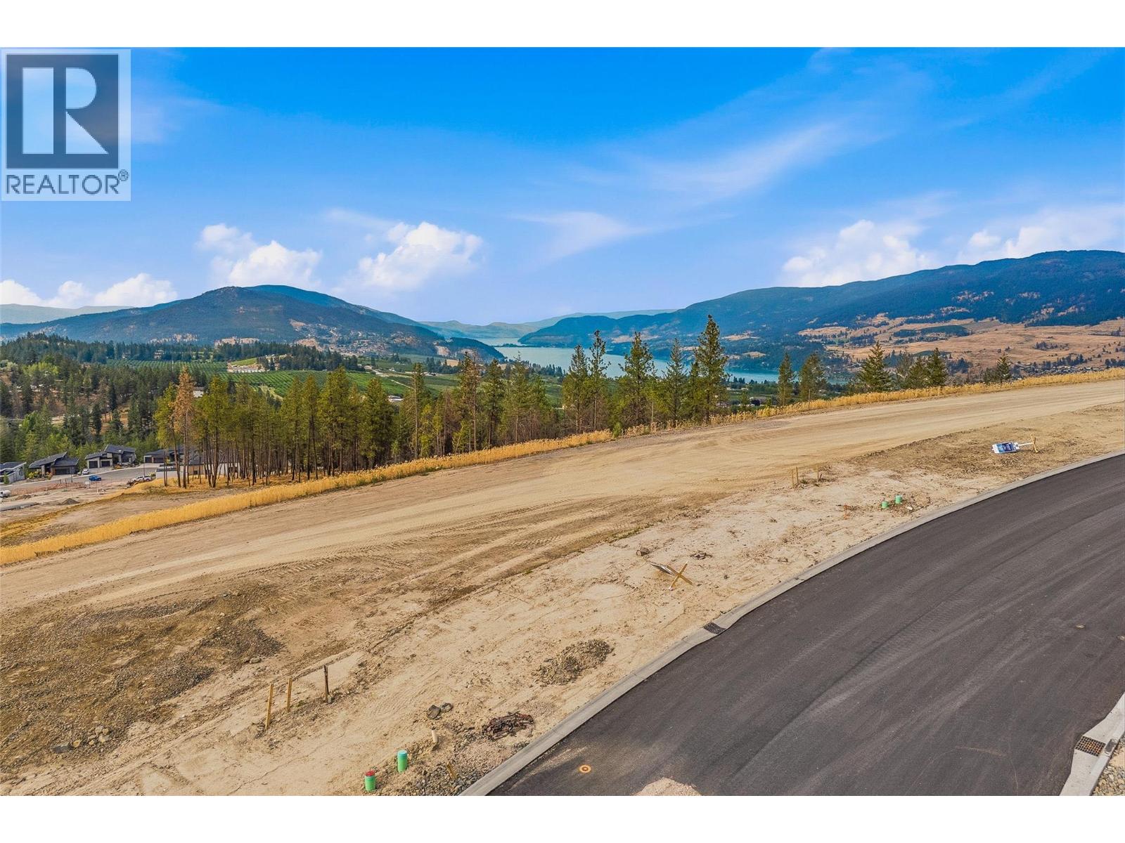 10388 Beacon Hill Drive, Lake Country