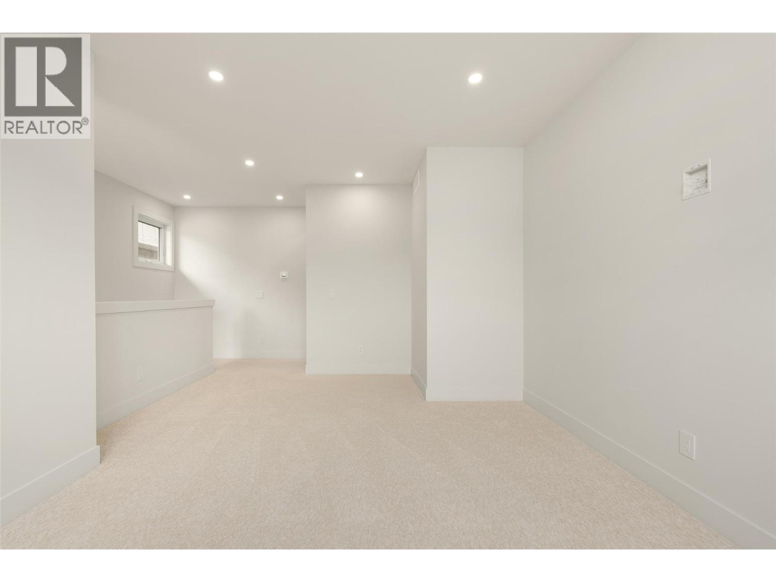 908 Bull Crescent - 21