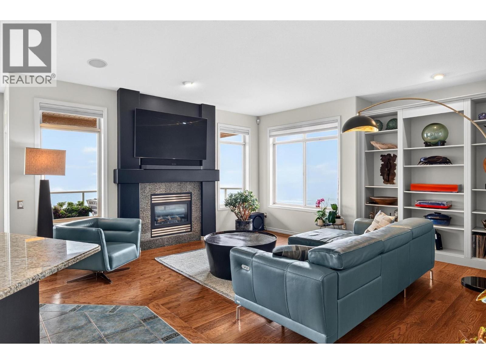 3 2213 Waddington Court, Kelowna