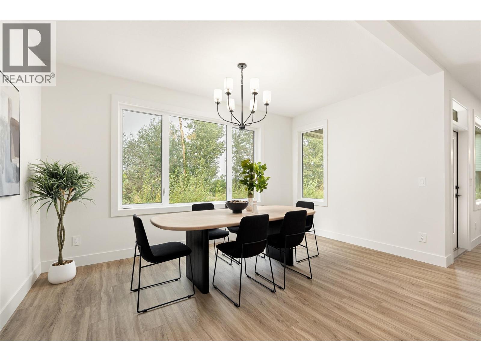 912 Bull Crescent - 15