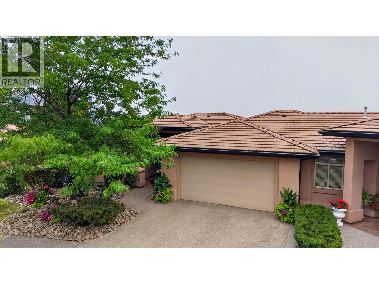 3 2213 Waddington Court, Kelowna