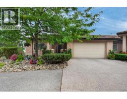 3 2213 Waddington Court, Kelowna