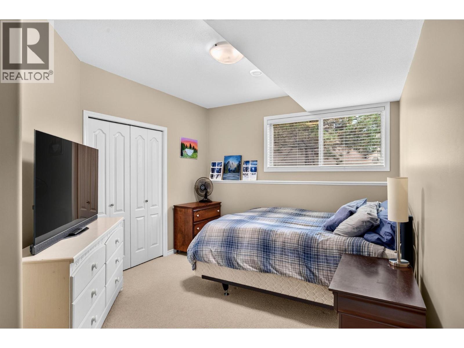 3 2213 Waddington Court, Kelowna
