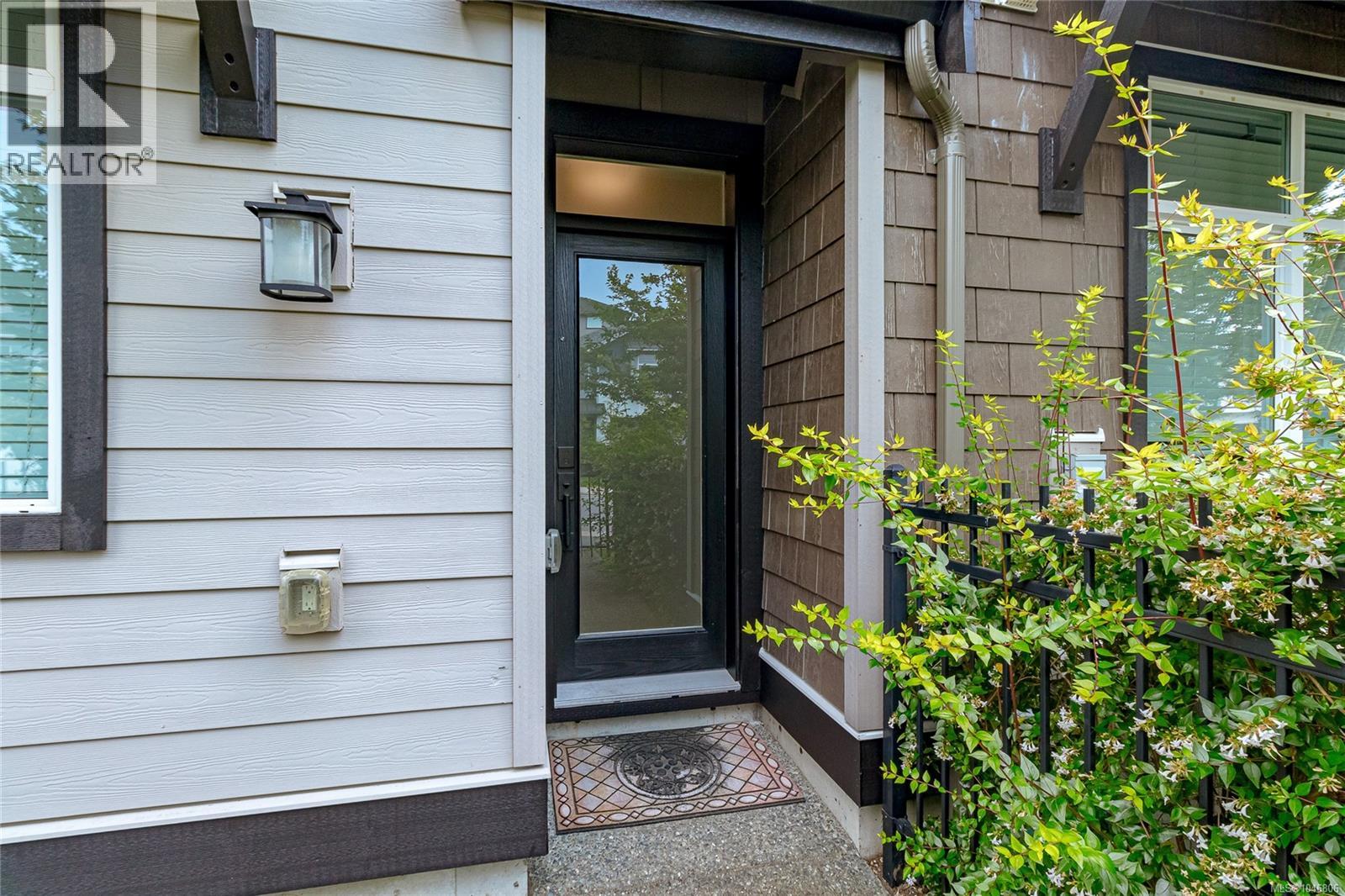 1231 Flint Ave - 4