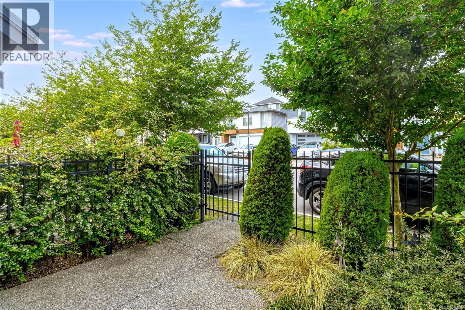 1231 Flint Ave - 5