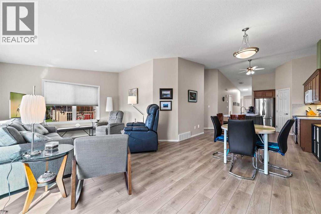 4512 71 Close - Photo 13
