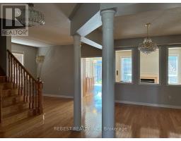 Primary Bedroom - 18 Village Lake Crescent, Brampton, ON L6S6K2 Photo 6