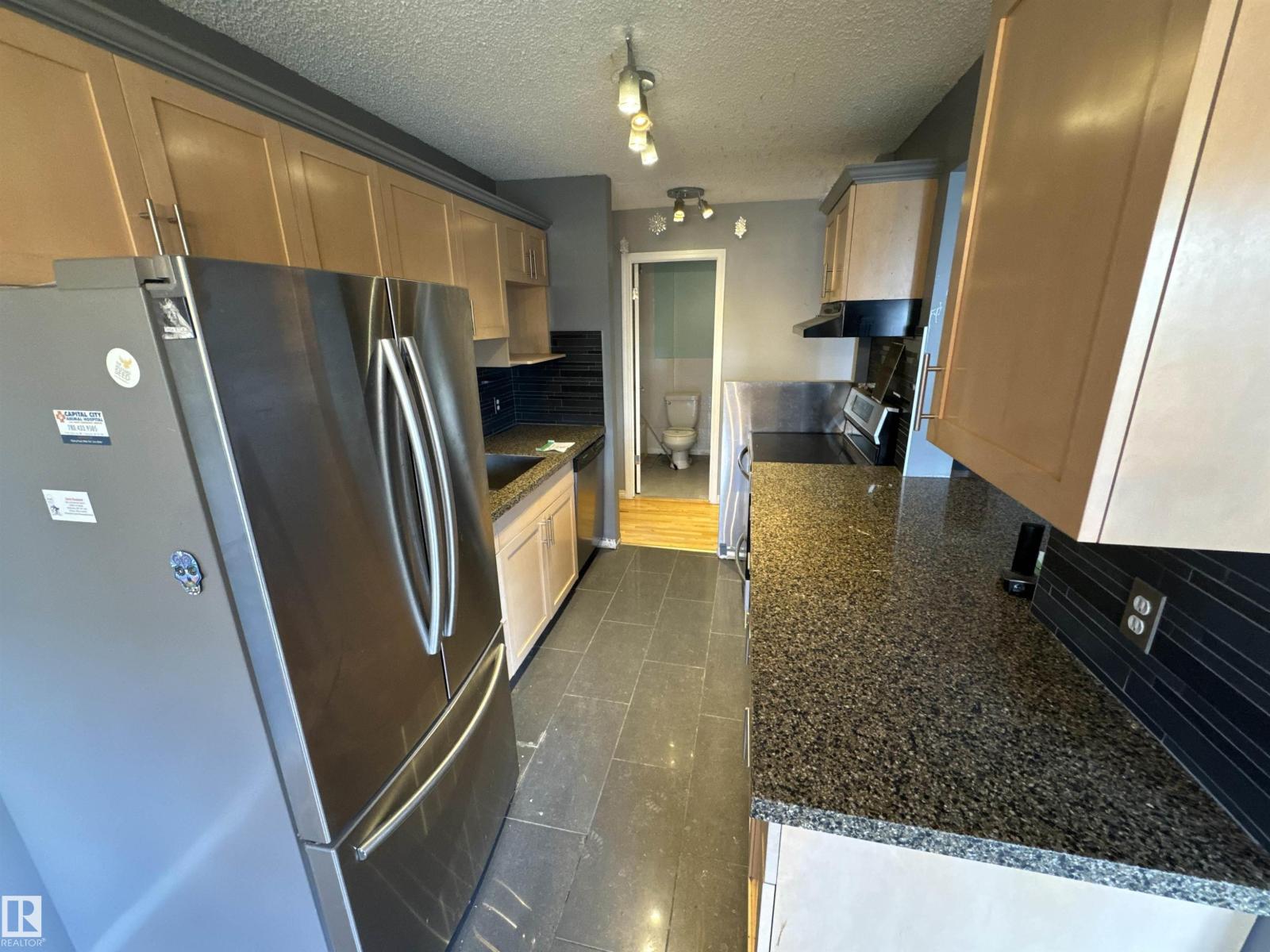 #425 11217 103 AV NW - 5