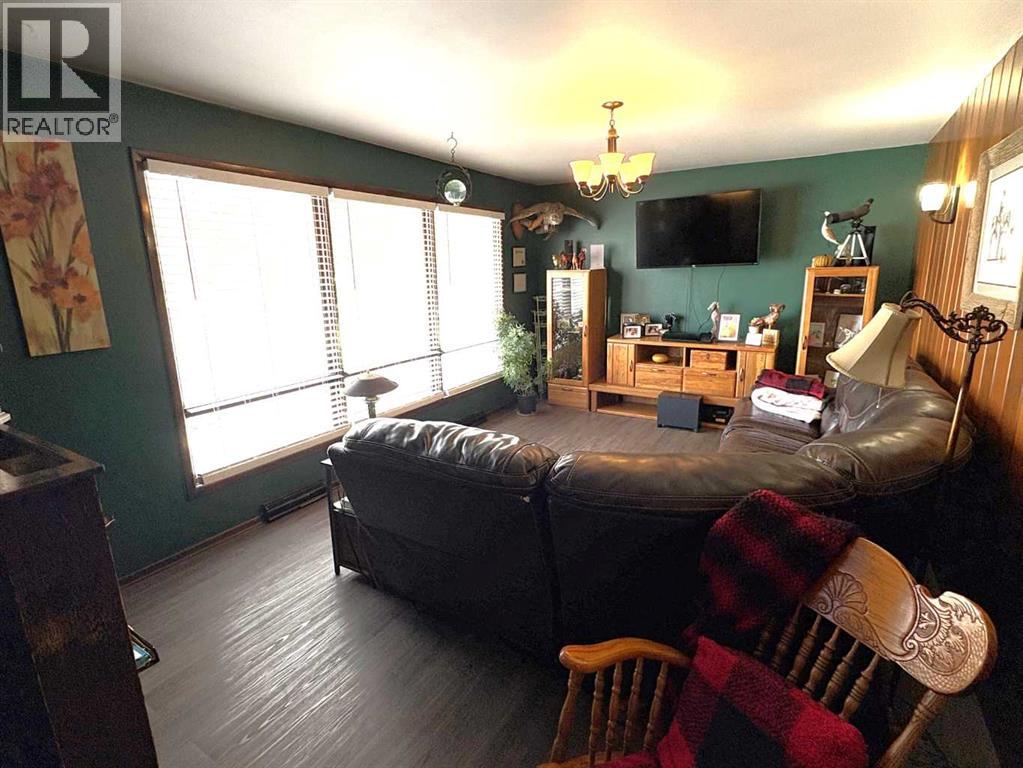 4812 47 Avenue - Photo 17