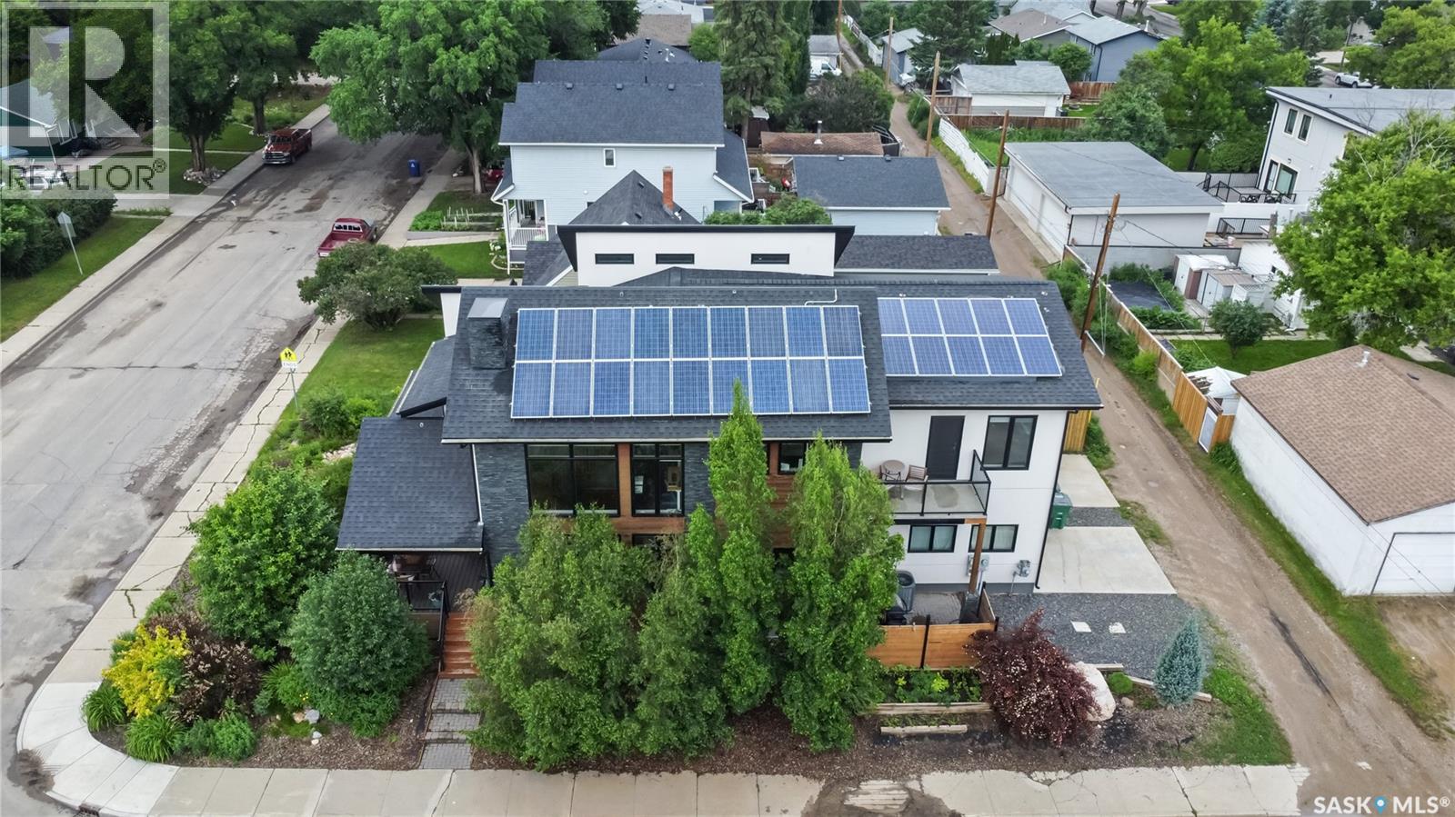 1602 Edward AVENUE - 35