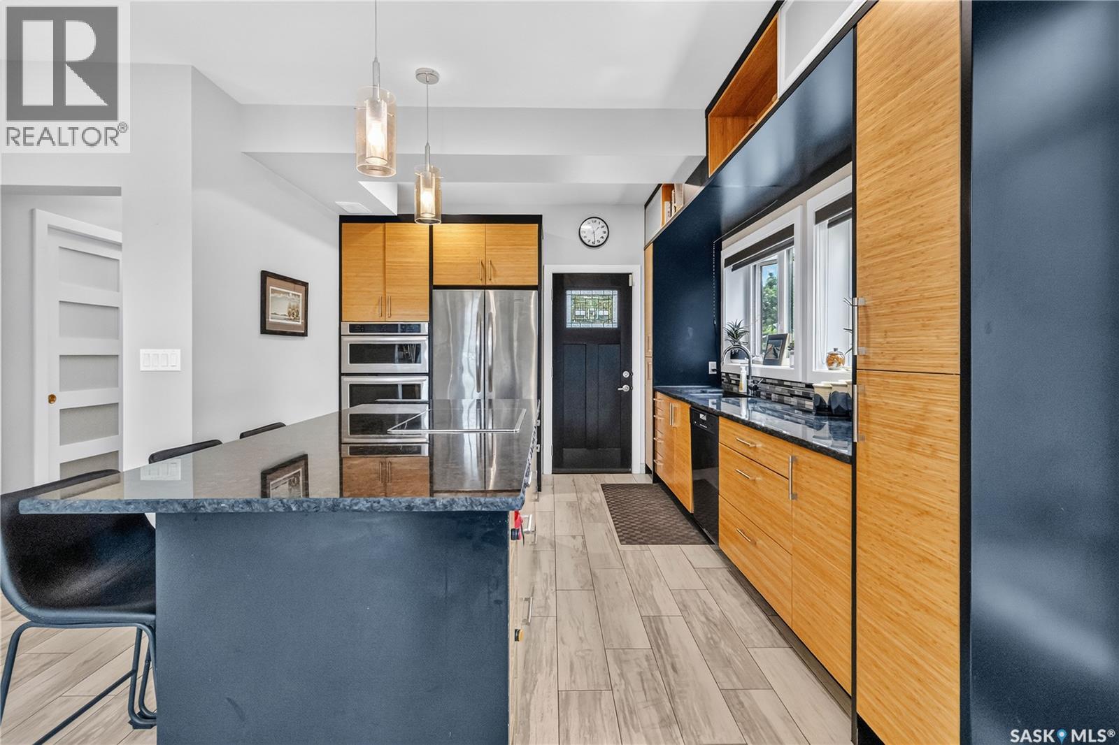 1602 Edward AVENUE - 10