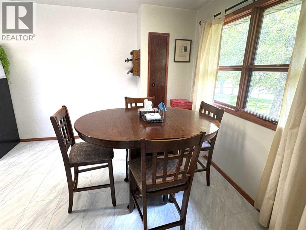 4812 47 Avenue - Photo 15